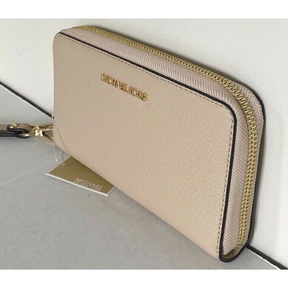 New Michael Kors Jet Set Travel Large Flat phone case Leather wallet Buff - Picture 2 of 4